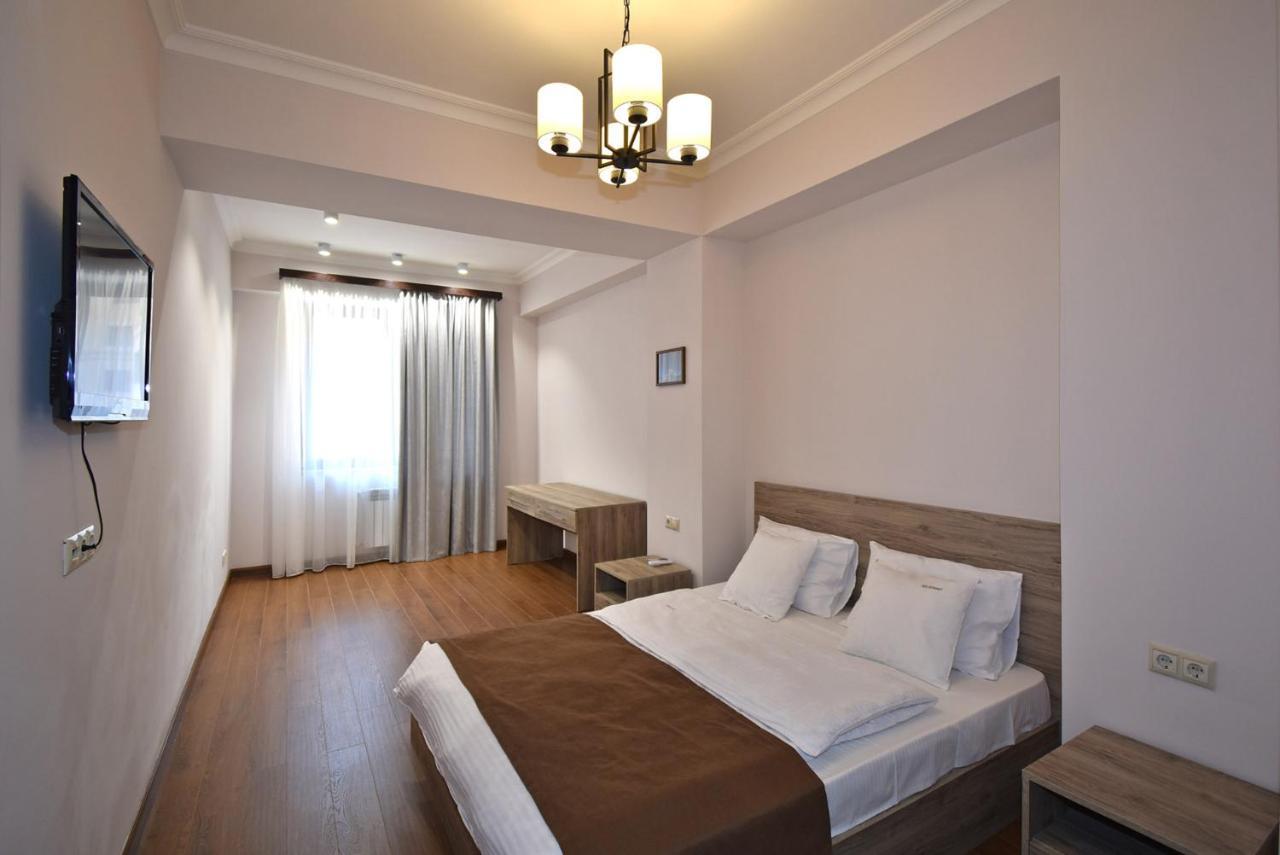 Luxury Apartment Just Near Republic Square #7 Γιερεβάν Εξωτερικό φωτογραφία