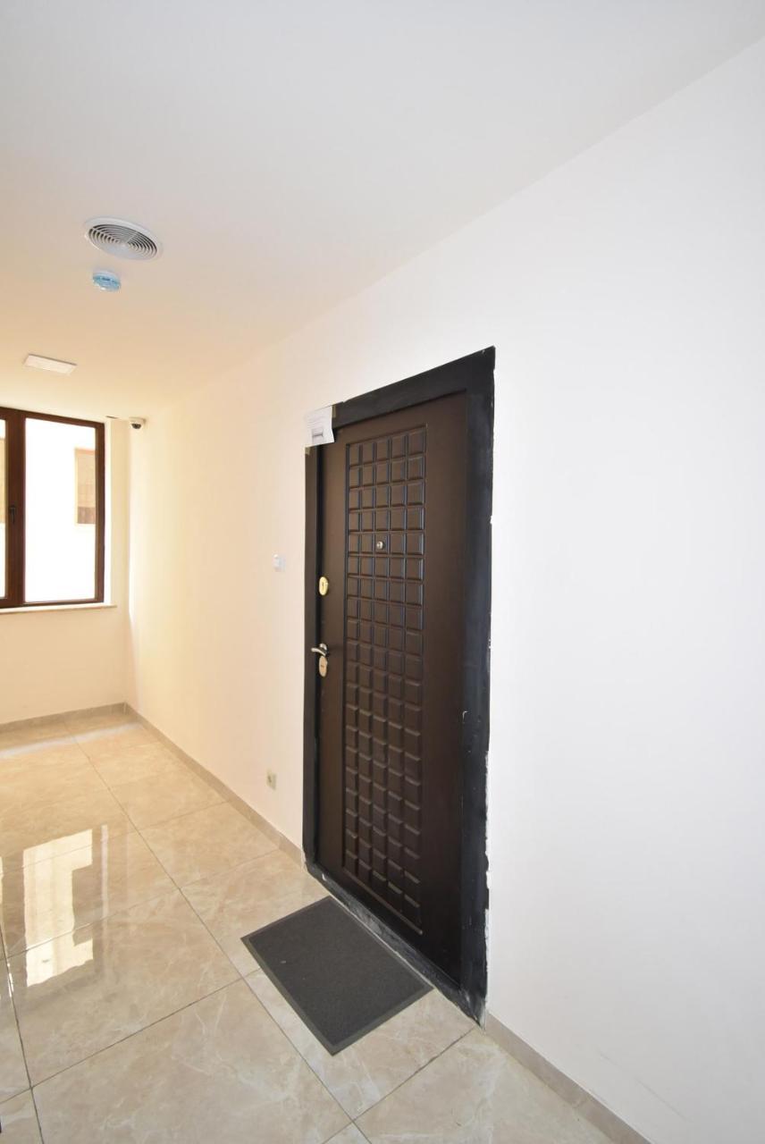 Luxury Apartment Just Near Republic Square #7 Γιερεβάν Εξωτερικό φωτογραφία